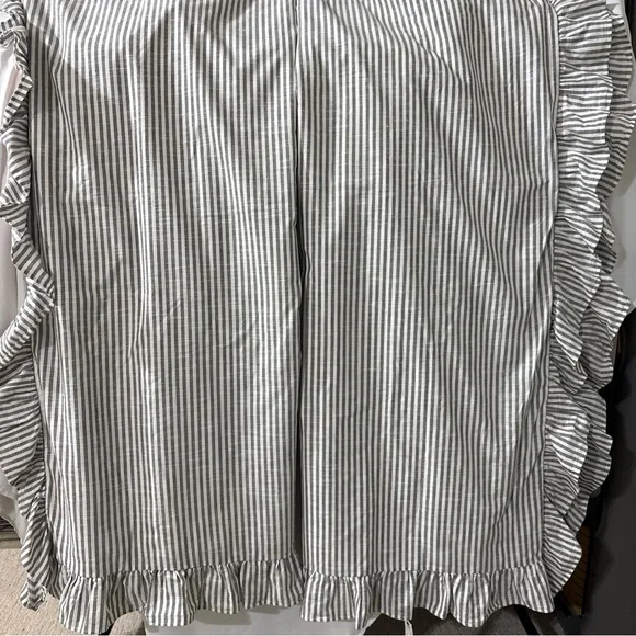 2 panels Emily & Meritt Pottery Barn, Ruffle edge, striped,  52x63 curtains - Picture 7 of 9